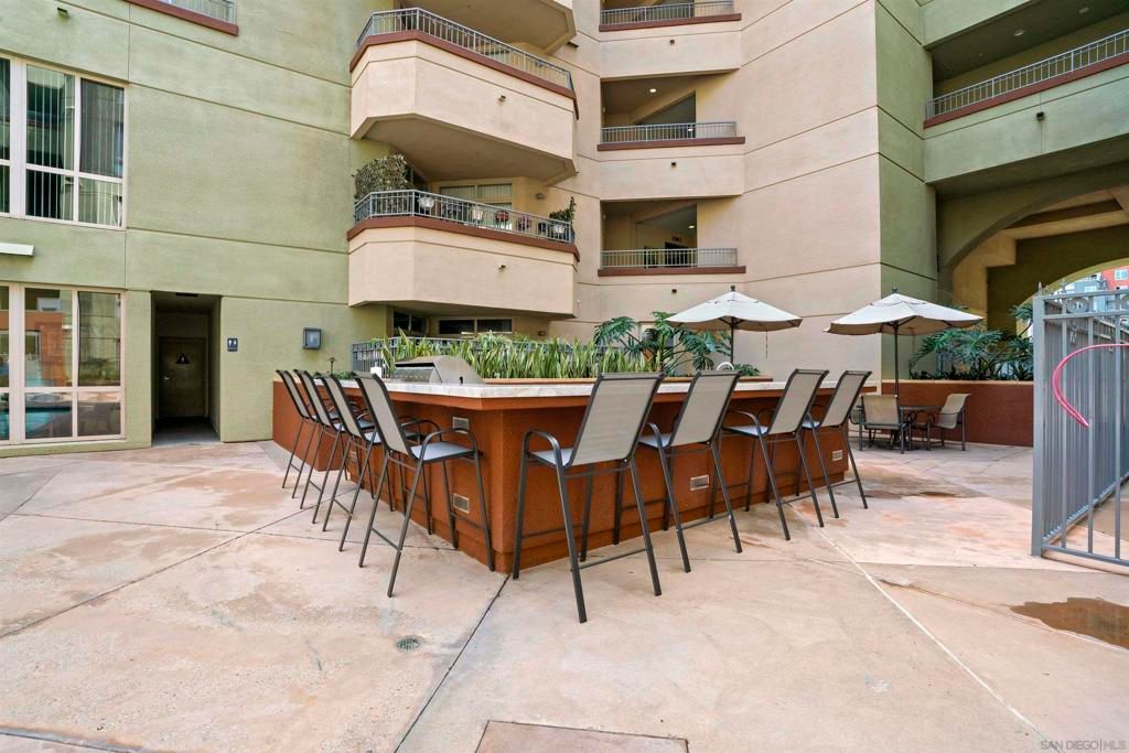 Image 32 of property listing at 1501 Front Street 414, San Diego, CA 92101