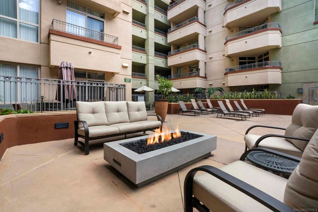 Image 34 of property listing at 1501 Front Street 414, San Diego, CA 92101