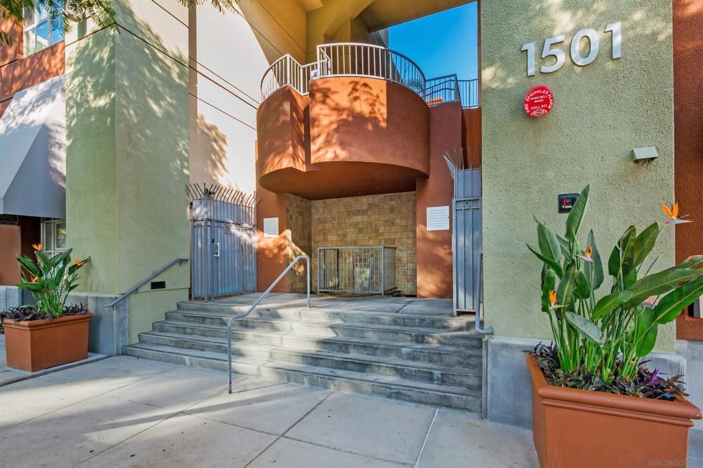 Image 38 of property listing at 1501 Front Street 414, San Diego, CA 92101