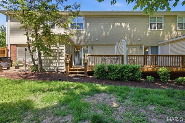 1746 Redbird Cove, Brentwood, MO 63144