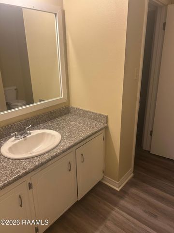 215 Peggy Street, Lafayette, LA 70501