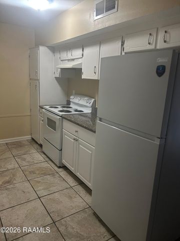 215 Peggy Street, Lafayette, LA 70501