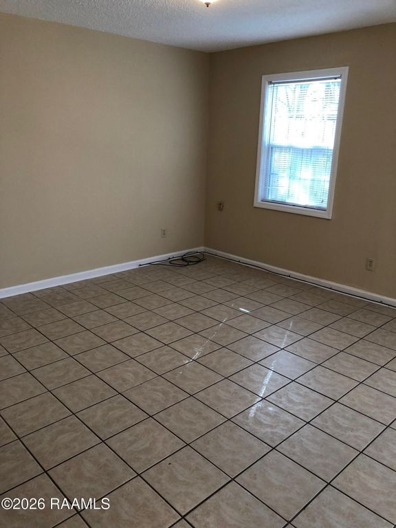 215 Peggy Street, Lafayette, LA 70501