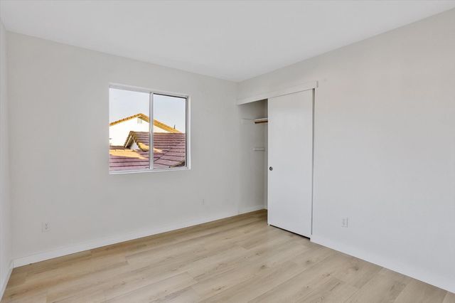 5481 Muskingham Way, Sacramento, CA 95823