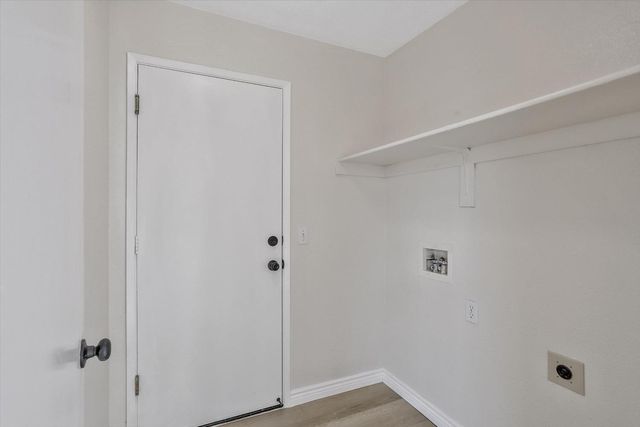 5481 Muskingham Way, Sacramento, CA 95823