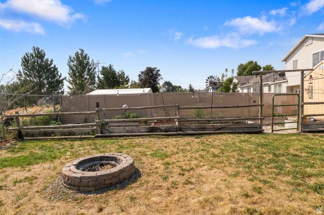 4744 S 3300 W, Roy, UT 84067