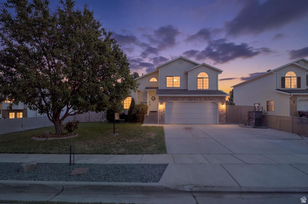 4744 S 3300 W, Roy, UT 84067 — photo 3