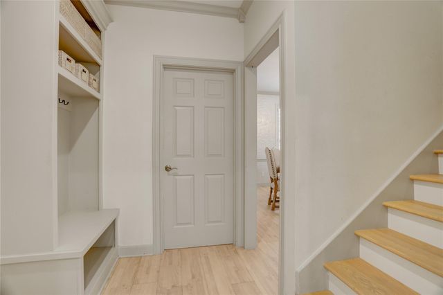 18 Dartmoor Court, Sugar Land, TX 77479