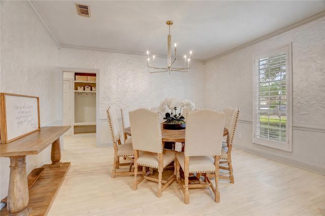 18 Dartmoor Court, Sugar Land, TX 77479
