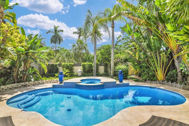 753 Villa Portofino Circle, Deerfield Beach, FL 33442