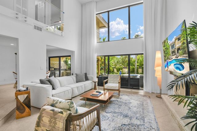 753 Villa Portofino Circle, Deerfield Beach, FL 33442