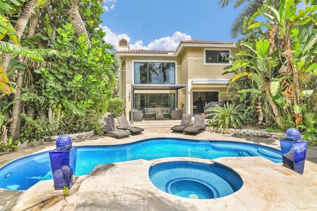 753 Villa Portofino Circle, Deerfield Beach, FL 33442
