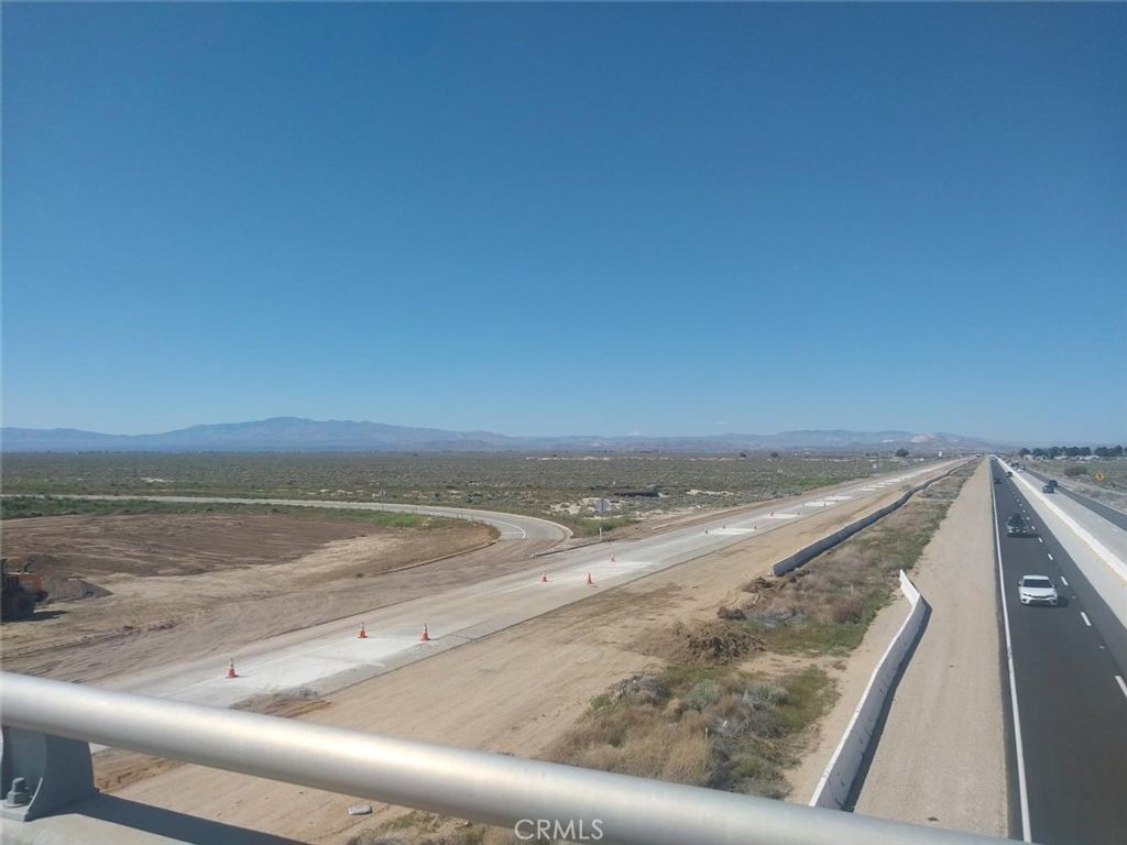 8300 Ave E-8, Lancaster, CA 93536