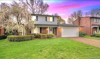3458 Common Road, Warren, MI 48092