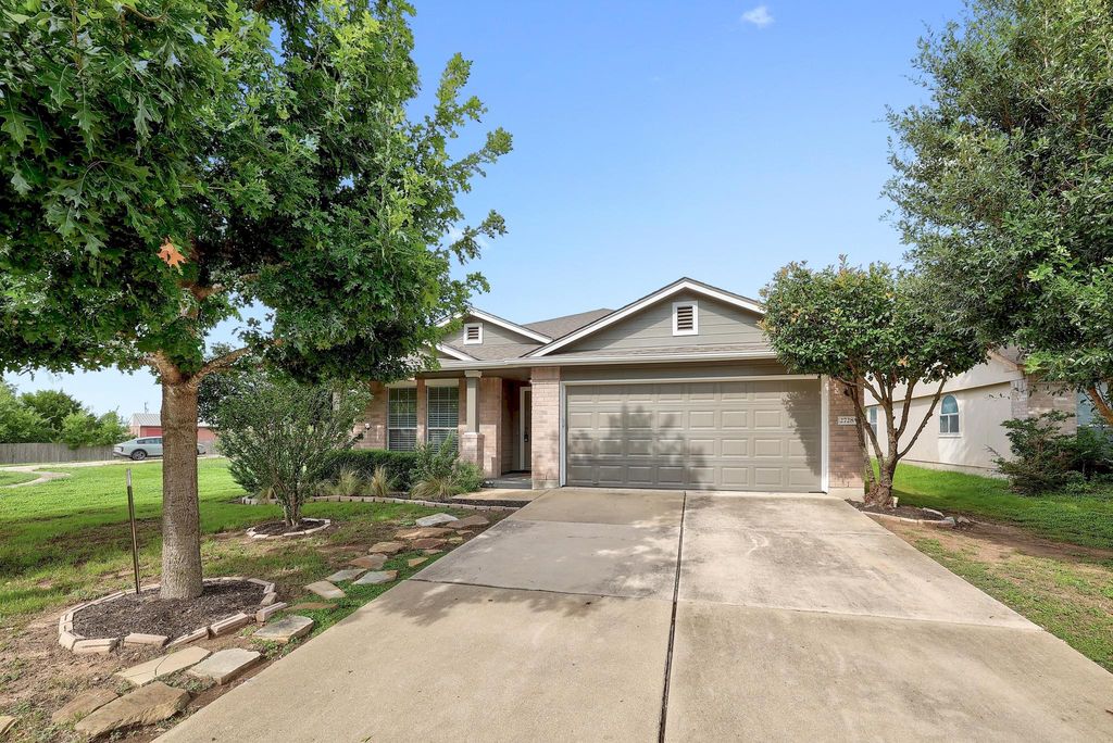 2728 Breezy Point CV, Round Rock, TX 78665