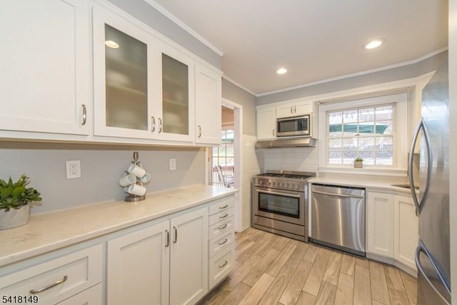 25 Continental Ave, Morristown Town, NJ 07960