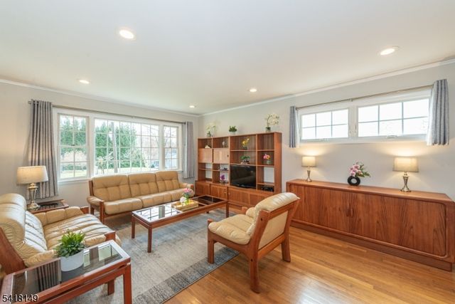 25 Continental Ave, Morristown Town, NJ 07960