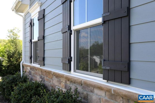 5459 OXBOW DR, Crozet, VA 22932