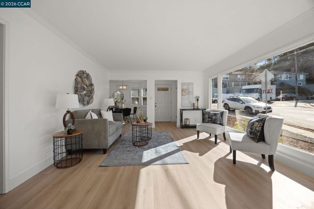 1828 Riverbank Ave, Castro Valley, CA 94546