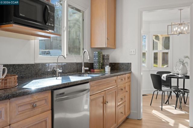 1828 Riverbank Ave, Castro Valley, CA 94546