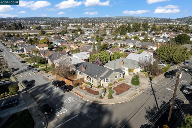 1828 Riverbank Ave, Castro Valley, CA 94546