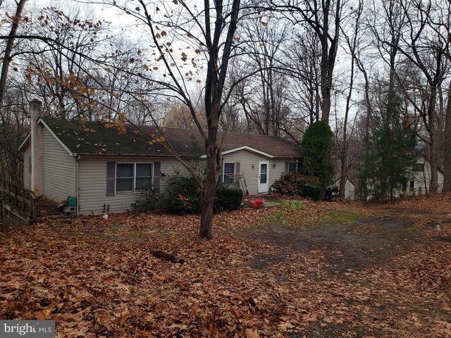 275 WASHINGTON RD, Bechtelsville, PA 19505