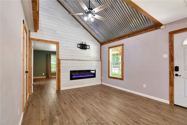 3087 Johnson Lane, Madisonville, TX 77864