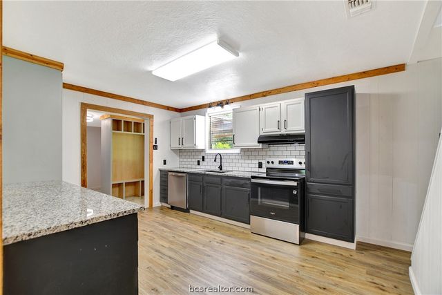 3087 Johnson Lane, Madisonville, TX 77864