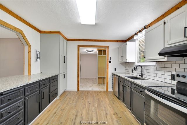 3087 Johnson Lane, Madisonville, TX 77864