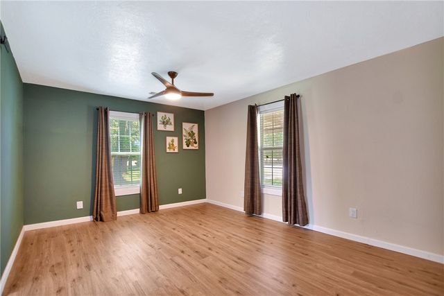 3087 Johnson Lane, Madisonville, TX 77864