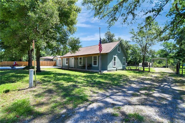 3087 Johnson Lane, Madisonville, TX 77864