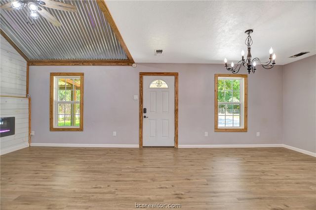 3087 Johnson Lane, Madisonville, TX 77864