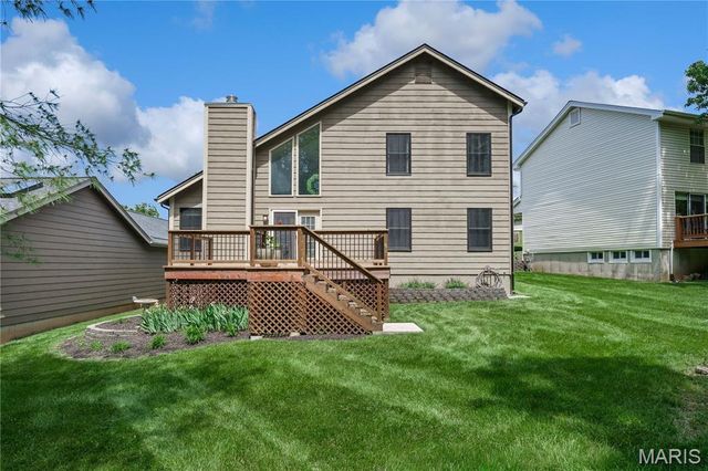 716 Ginger Wood Court, Ballwin, MO 63021