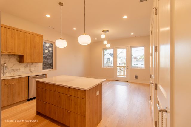 6826 S Langley Avenue, Chicago, IL 60637