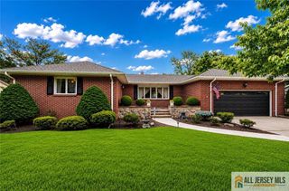 158 Hardenburg Lane, East Brunswick, NJ 08816