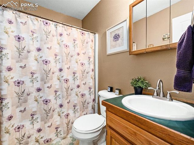 735 S Sterling Drive, Pueblo, CO 81007