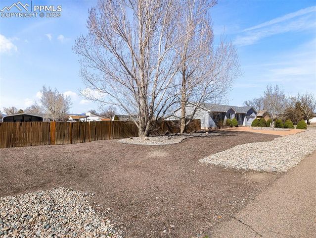 735 S Sterling Drive, Pueblo, CO 81007
