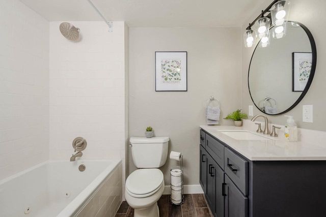 913 JEFFERSON STREET, Little Chute, WI 54140