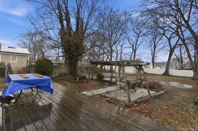 112 Noel Drive, Centereach, NY 11720