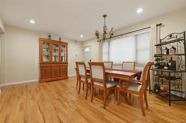 112 Noel Drive, Centereach, NY 11720