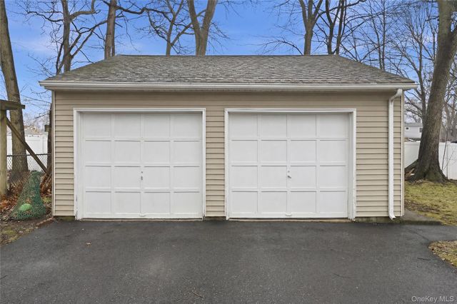 112 Noel Drive, Centereach, NY 11720