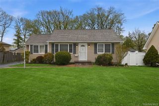 112 Noel Drive, Centereach, NY 11720