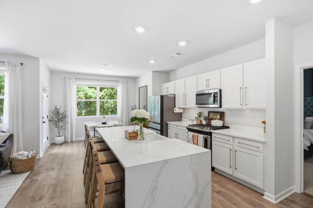 7145 Scotlyn Way, White House, TN 37188