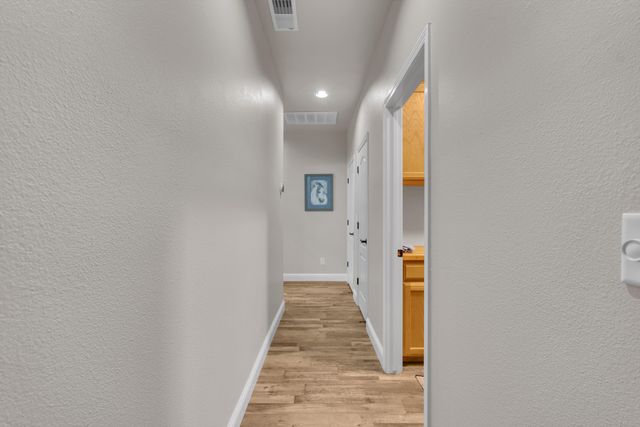 2949 E Palisade Drive, Fresno, CA 93720