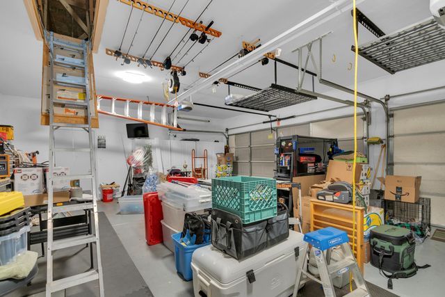 2949 E Palisade Drive, Fresno, CA 93720