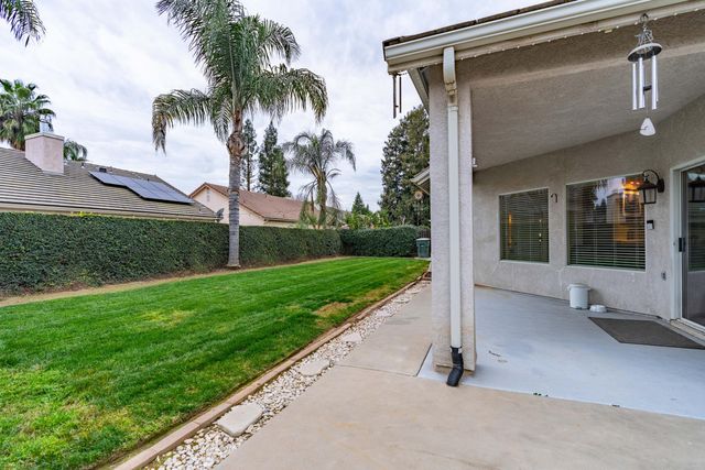 2949 E Palisade Drive, Fresno, CA 93720