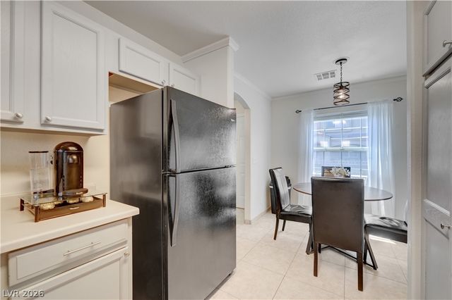 10374 Midnight Iris Street, Las Vegas, NV 89183