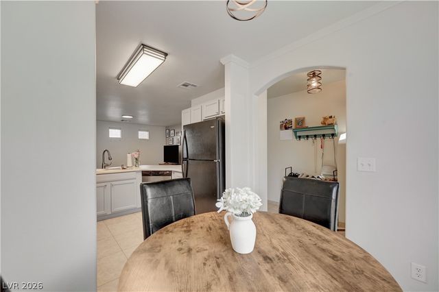10374 Midnight Iris Street, Las Vegas, NV 89183