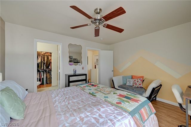 10374 Midnight Iris Street, Las Vegas, NV 89183