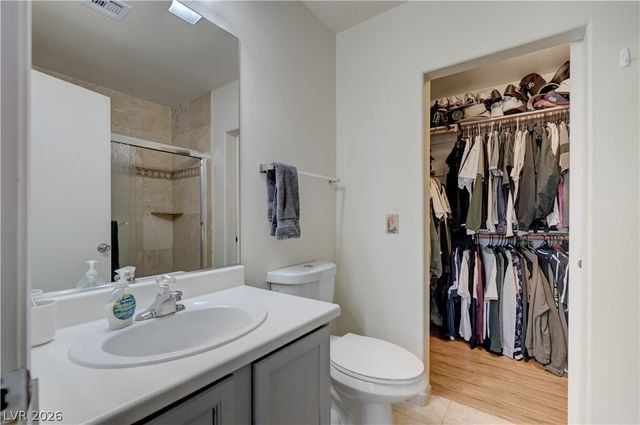 10374 Midnight Iris Street, Las Vegas, NV 89183